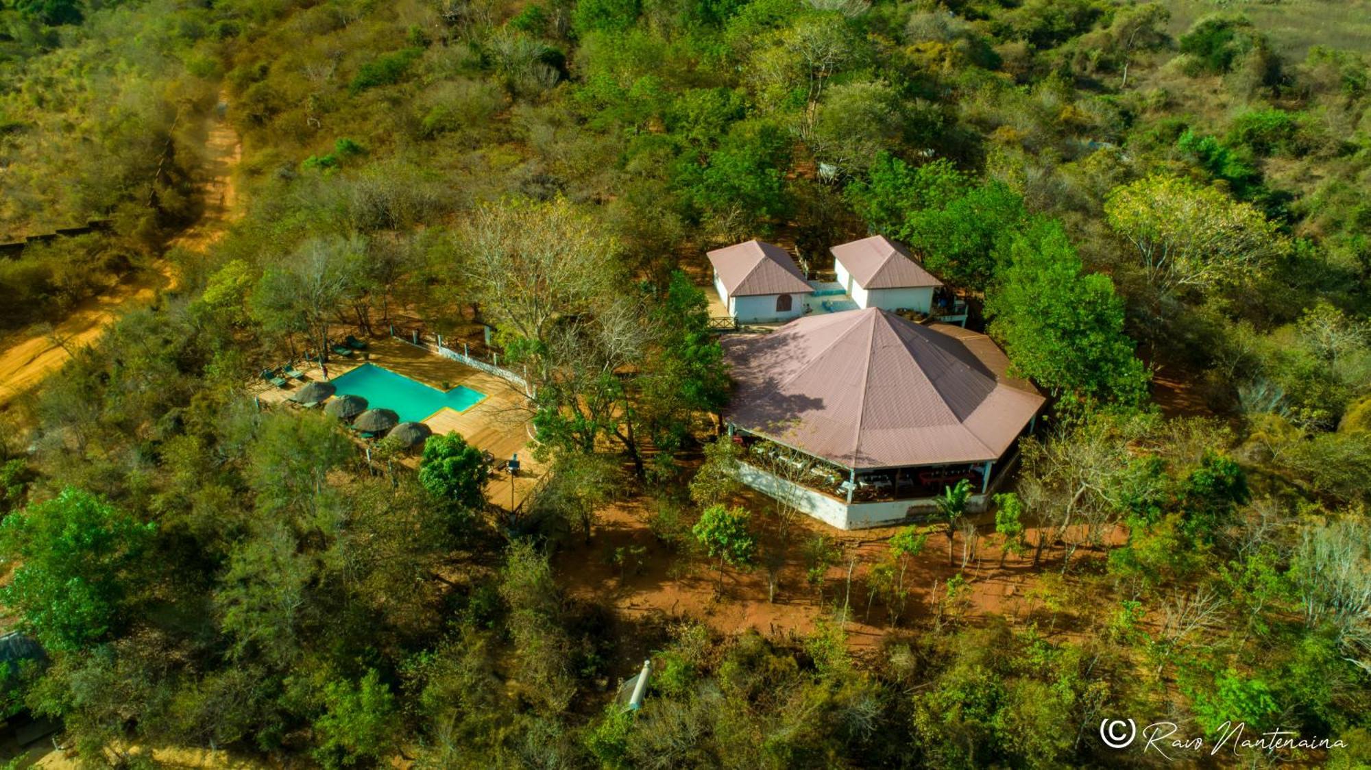 Hôtel Olympe De Bemaraha à Bekopaka Extérieur photo