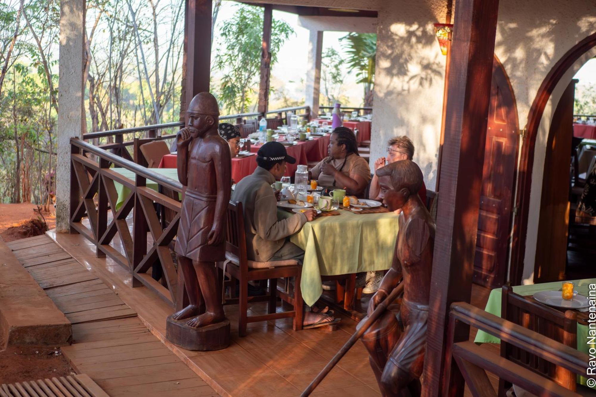 Hôtel Olympe De Bemaraha à Bekopaka Extérieur photo